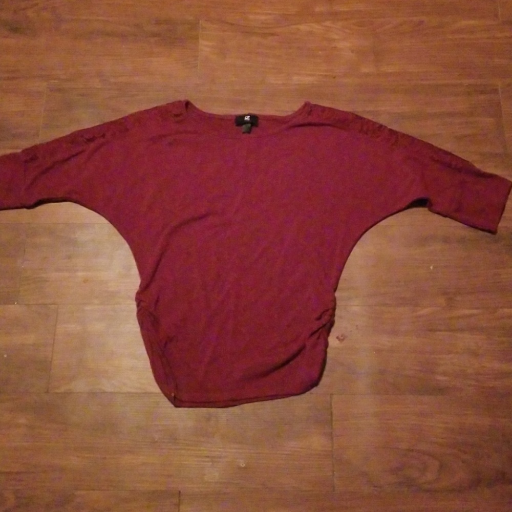 Marron with shoulder lace down sleeve sweater